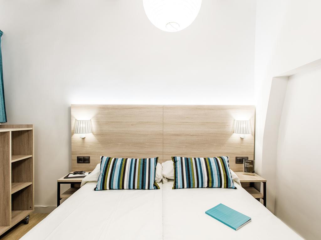 Unik. Apartments Valencia Exterior photo
